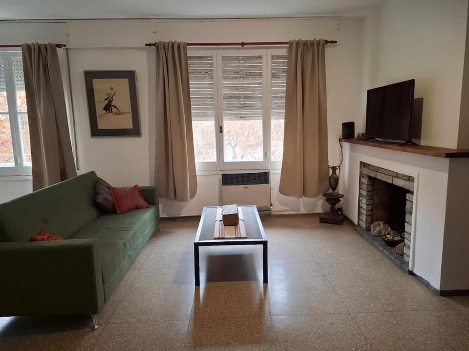 Gran departamento en el corazón de Mendoza Apartment in Mendoza