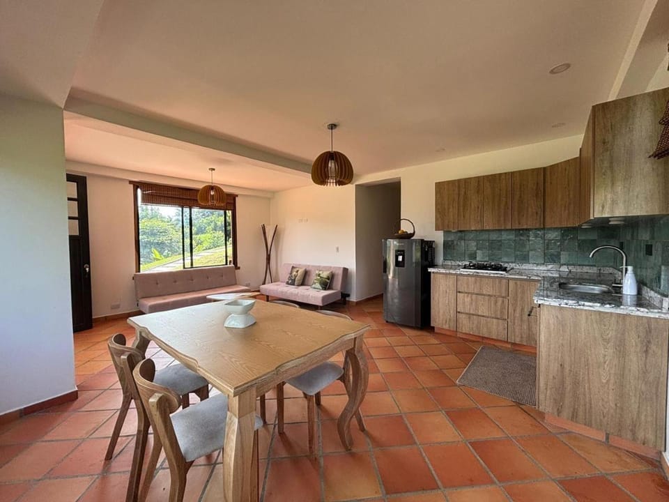 Apto nuevo y moderno con piscina y bbq, zona rural Apartment in Caldas, Colombia