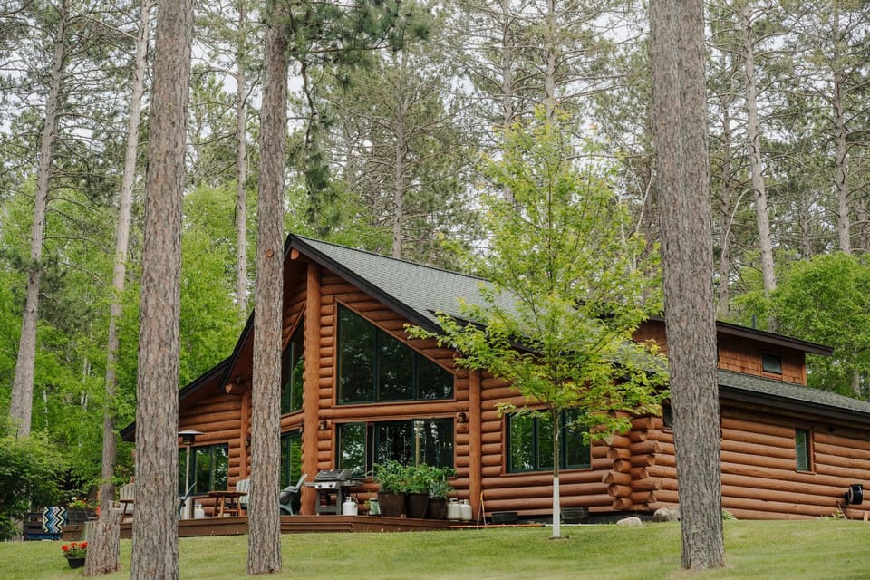 Property building, Day, Garden, Garden view