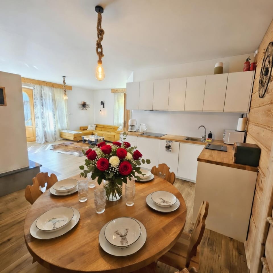 Dining area, kitchen, air conditioner