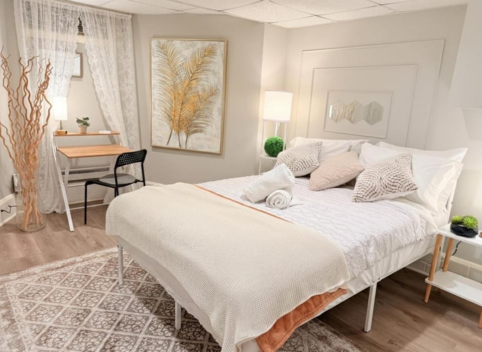 Bed, Bedroom