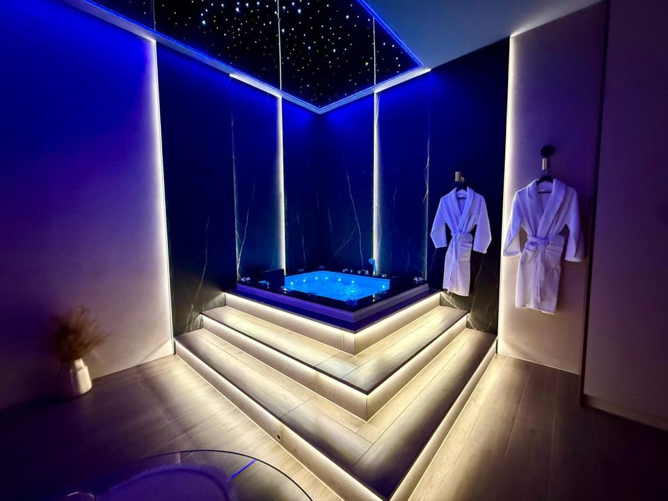 Hot Tub, Spa and wellness centre/facilities, Evening entertainment