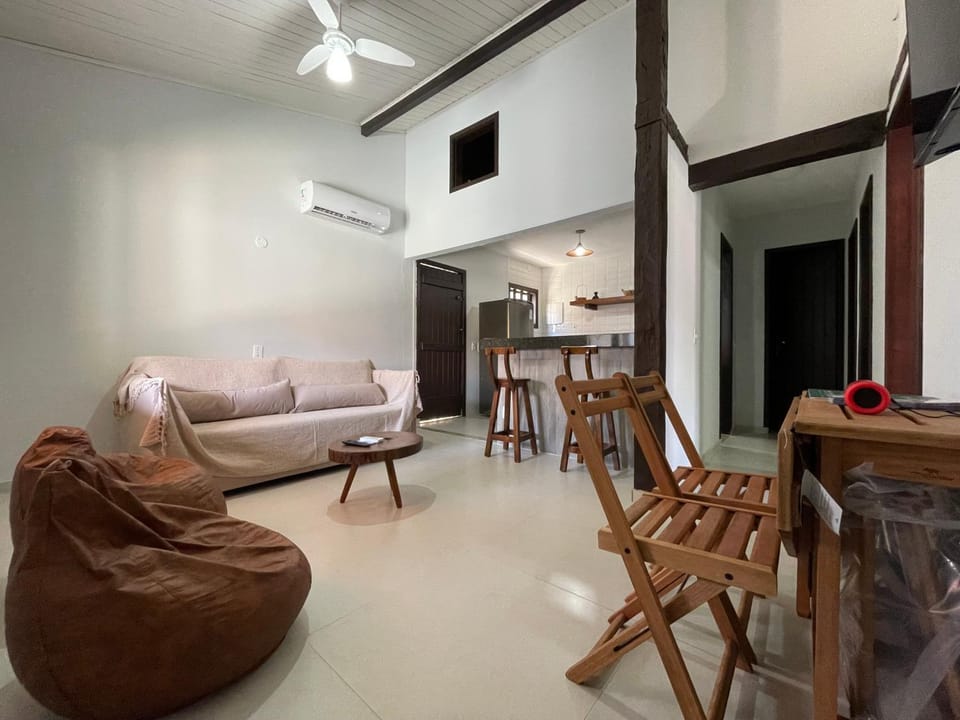House a few meters from the beach with parking House in Armacao dos Buzios