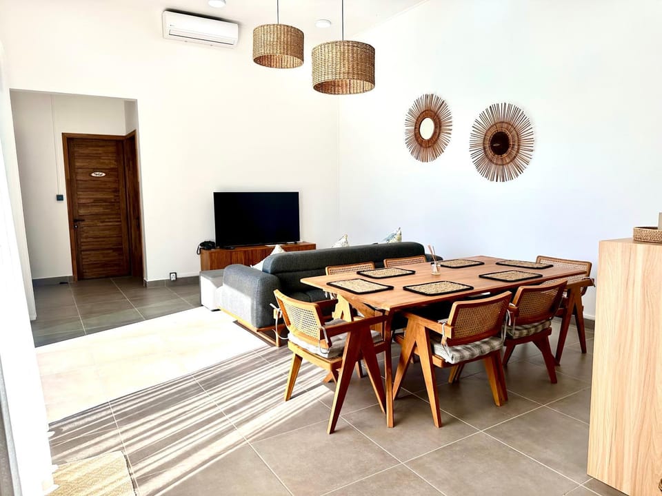 Living room, Family