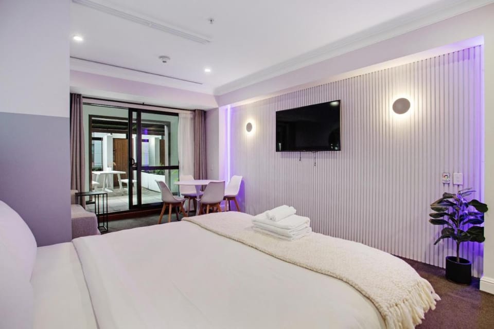 TV and multimedia, Bedroom