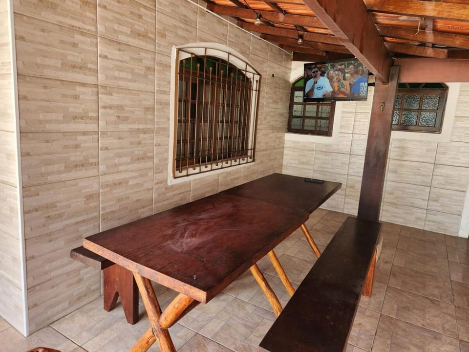 300 meters from the beach with pool House in Caraguatatuba