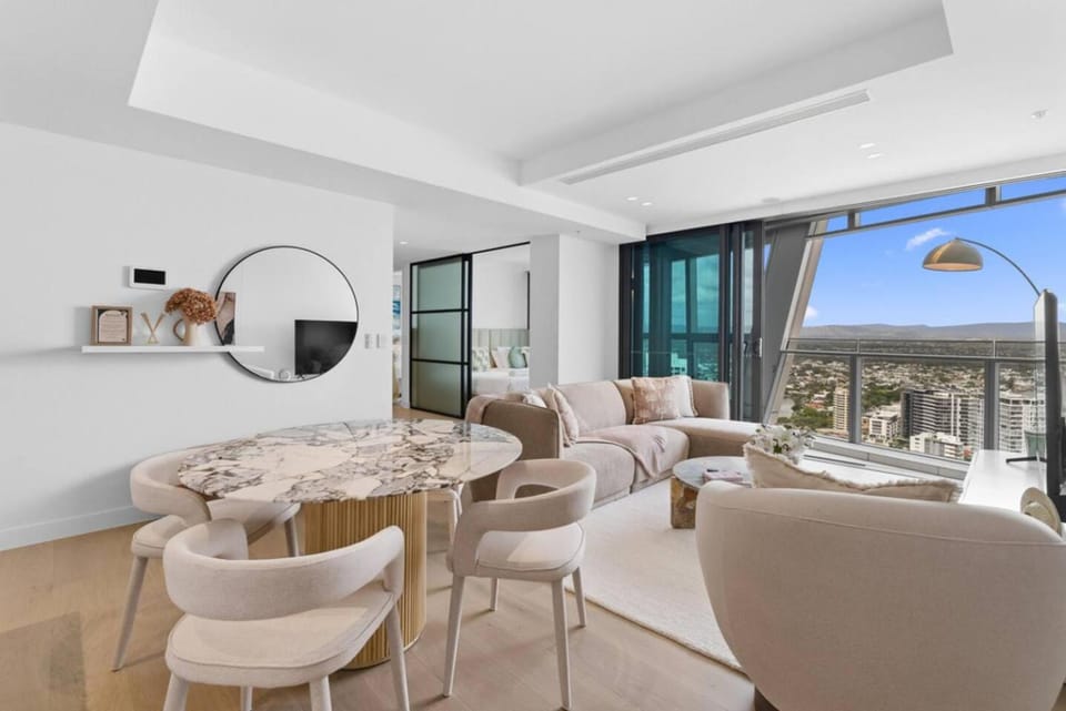 Luxury Jewel Sky Home | River & Hinterland Apartment in Surfers Paradise