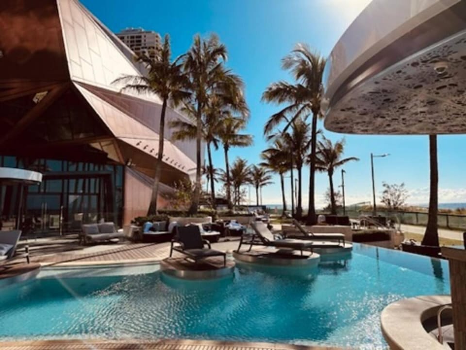Luxury Jewel Sky Home | River & Hinterland Apartment in Surfers Paradise