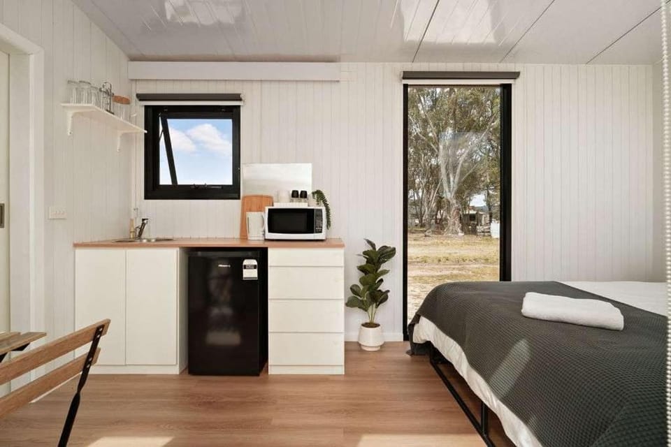Bellellen Park 1 by Tiny Away House in Stawell
