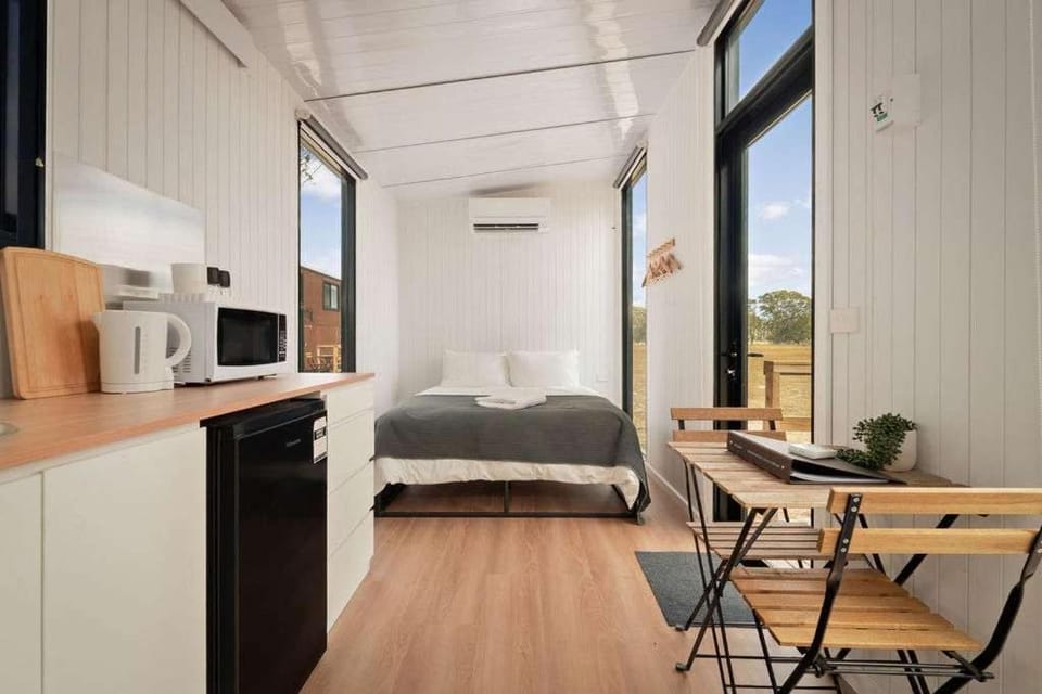 Bellellen Park 1 by Tiny Away House in Stawell