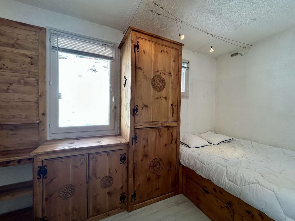 Studio Cabine Chaleureux 4 pers Sans Animaux - FR-1-330C-159 Cabin in Briançon