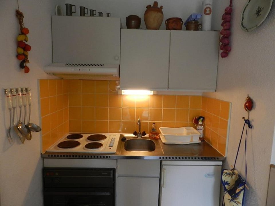 Appartement T2 proche plage avec garage - 4 pers. - FR-1-251-930 Apartment in Bormes-les-Mimosas
