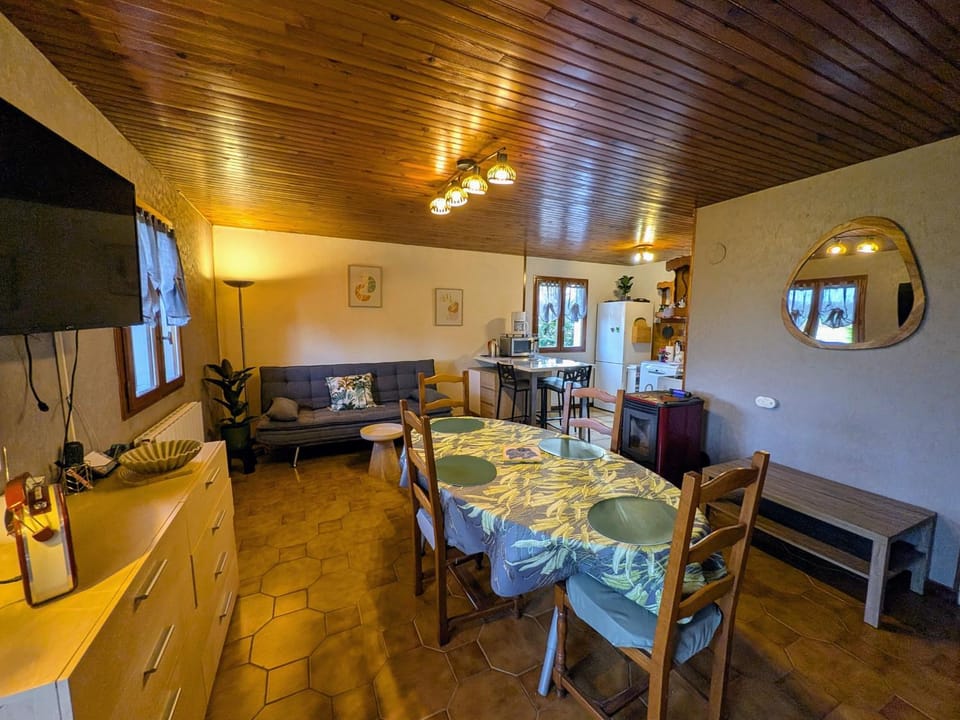 Maison de Charme à Venisey - Calme et Animaux Admis - FR-1-583-515 House in Vosges