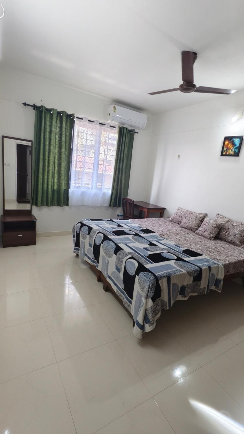 2BHK Flat in Kumarapuram, Near KIMS and Med College Apartment in Thiruvananthapuram