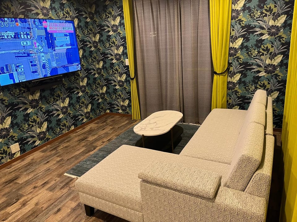 安全な個室貸切に広々した共用スペースの喜久屋コテージクレア Hostel in Shizuoka Prefecture