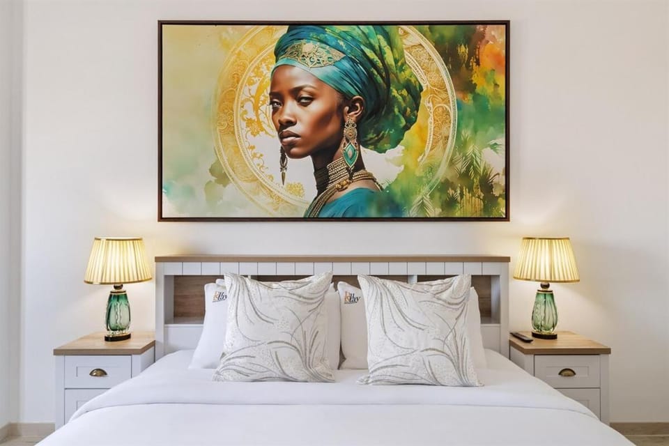 Bed, Decorative detail, Decorative detail, Bedroom