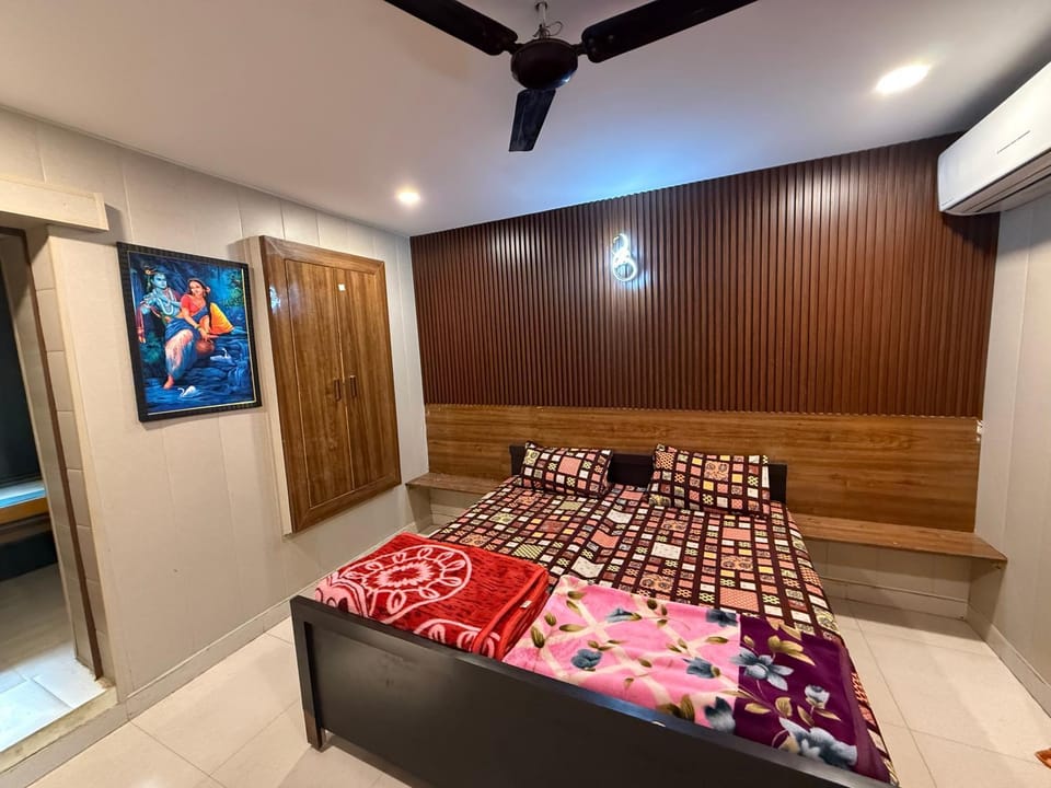 Bhargav Niwas Vacation rental in Uttar Pradesh
