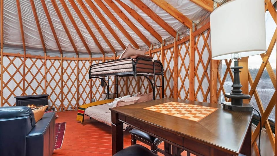 Bed, Photo of the whole room, Seating area, Bedroom, bunk bed