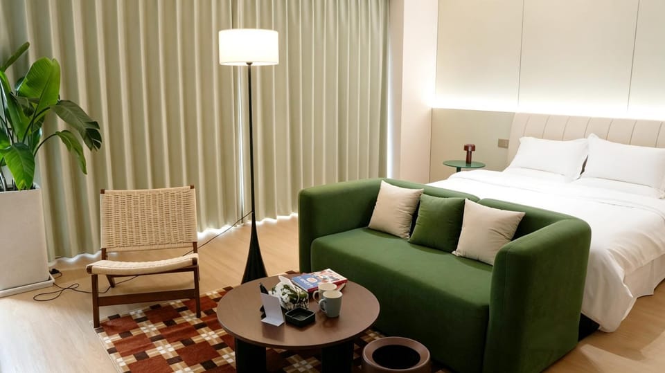 Bed, Photo of the whole room