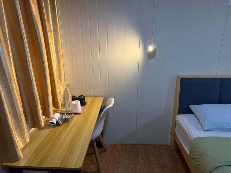 Bed, Coffee/tea facilities, Bedroom