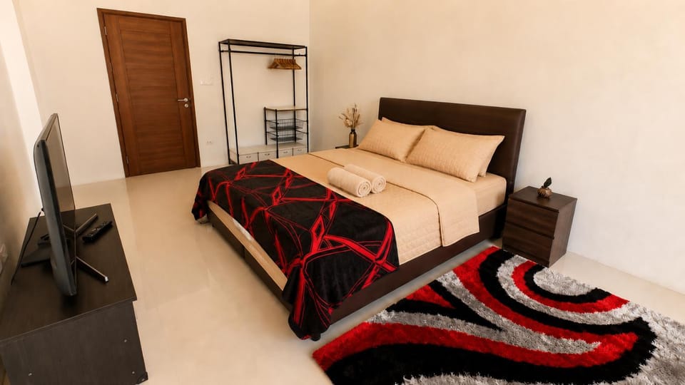 Bedroom, bunk bed