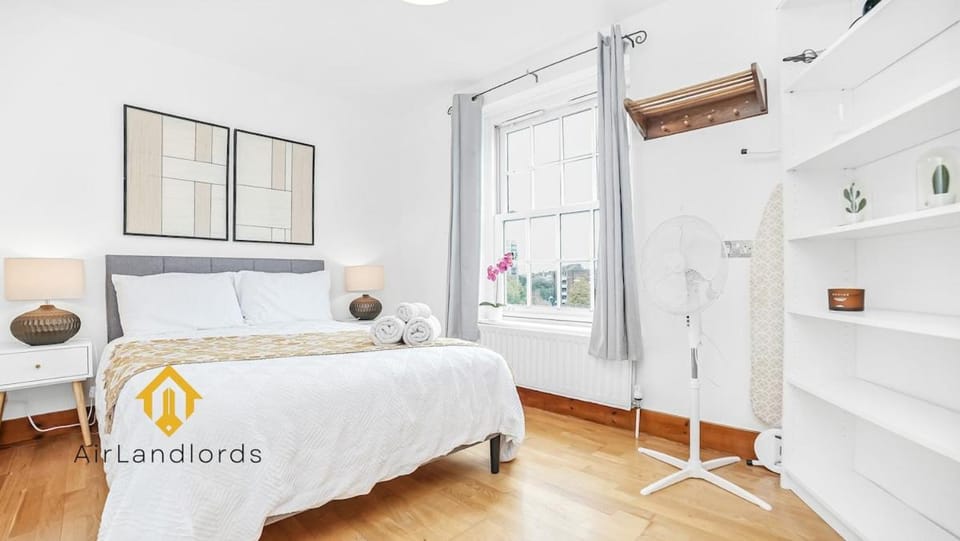 Exclusive 2 Bedroom Flat near Vauxhall Station! Apartment in City of Westminster