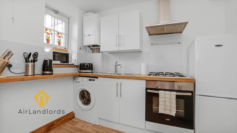 Exclusive 2 Bedroom Flat near Vauxhall Station! Apartment in City of Westminster