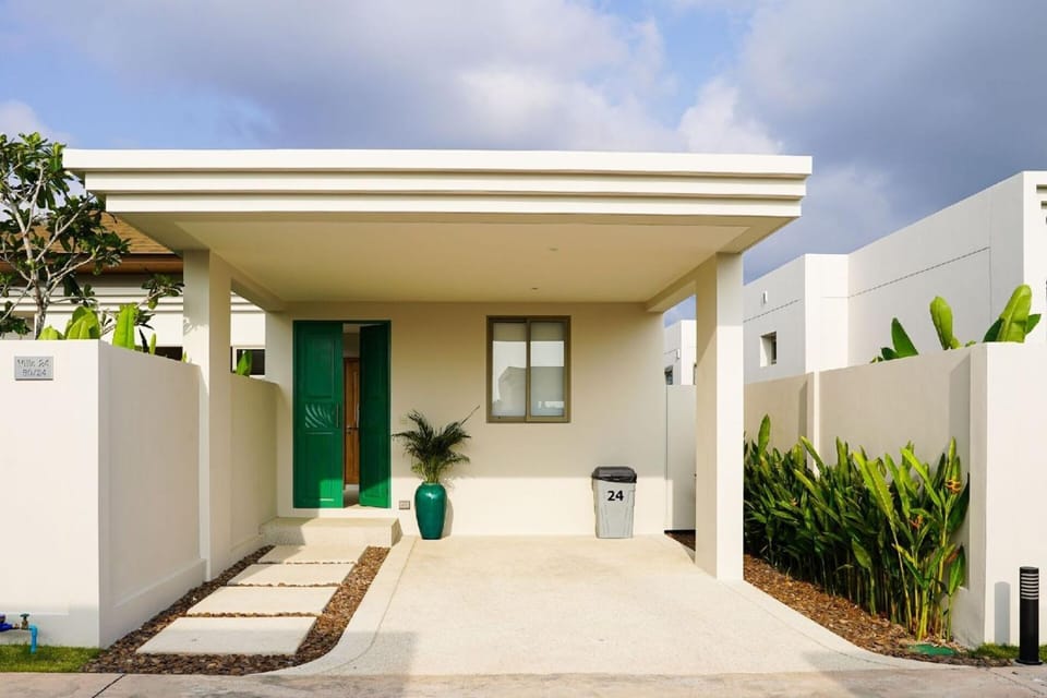 The Turquoise Villa at Trichada Breeze Villa in Choeng Thale