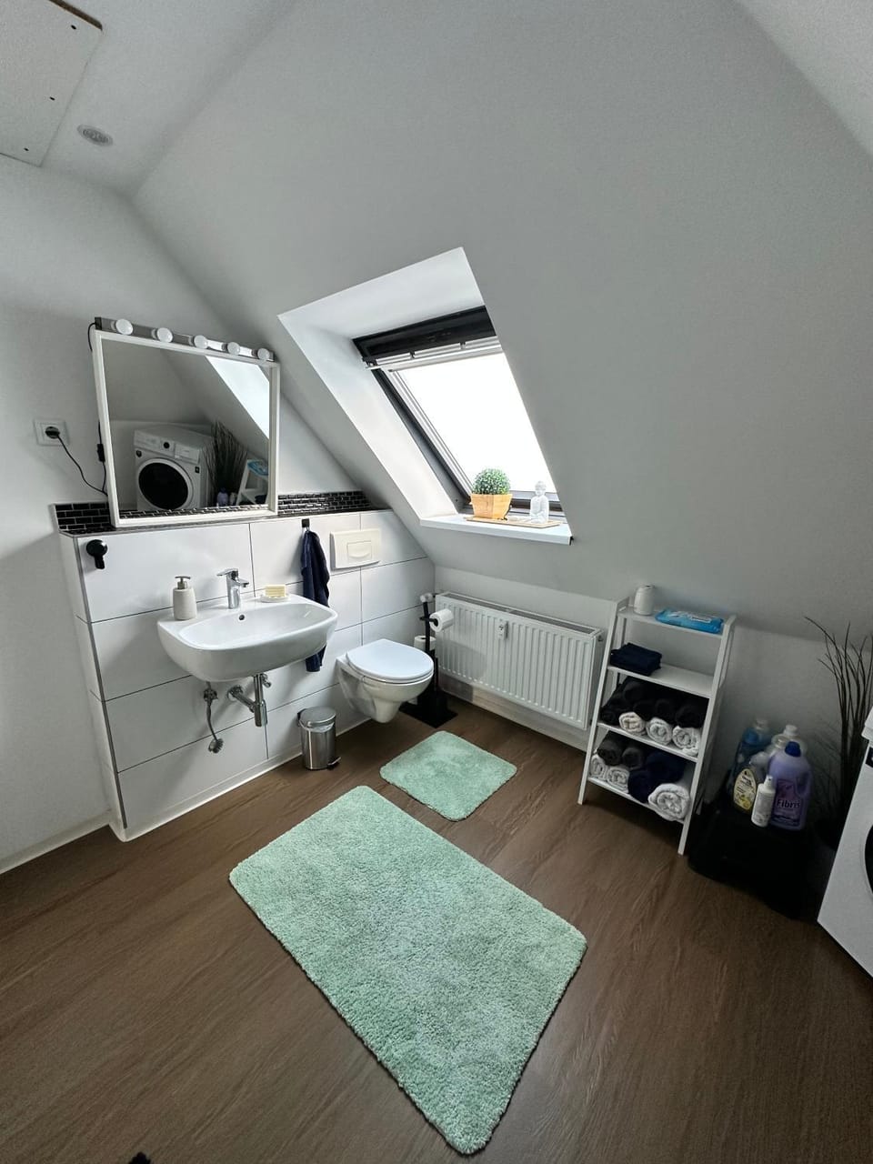 Property building, Bathroom, Living room