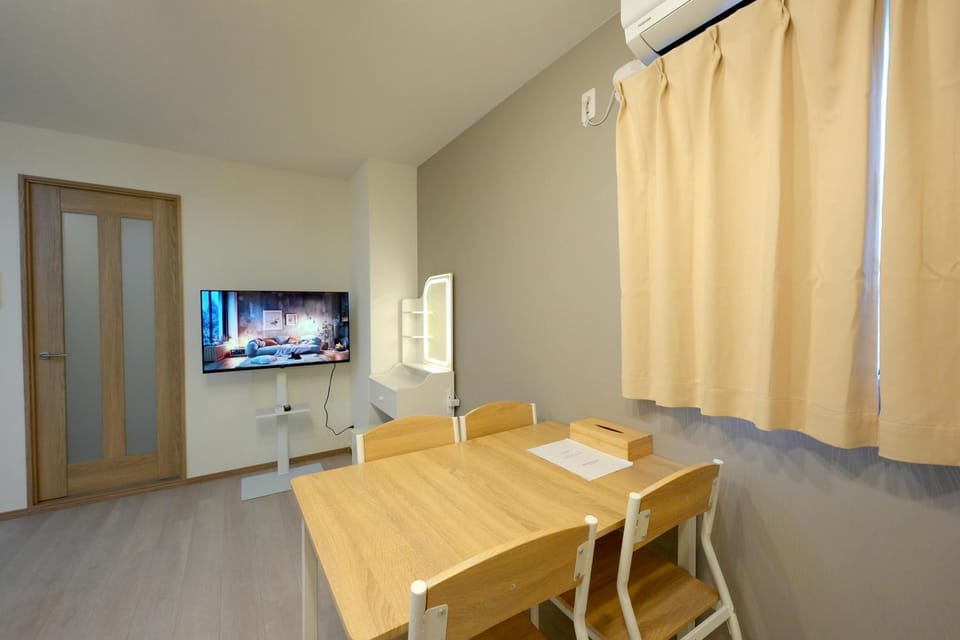 New OPEN!難波まで電車で5分!花園町駅徒歩1分!ホテルリネン使用 201 Apartment in Osaka