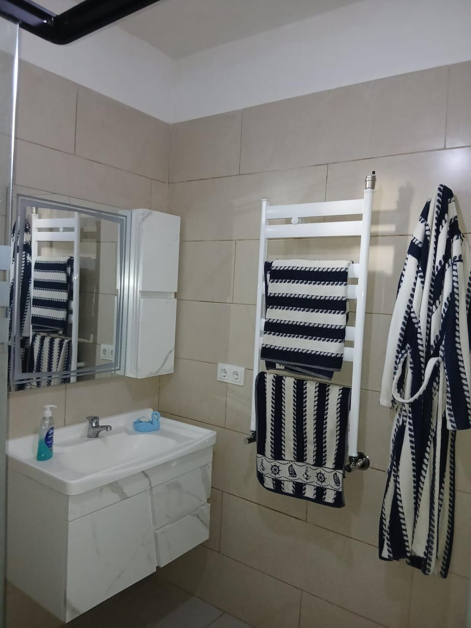 Location vacances appartement vu sur mer avec terrasse Apartment in Algeria