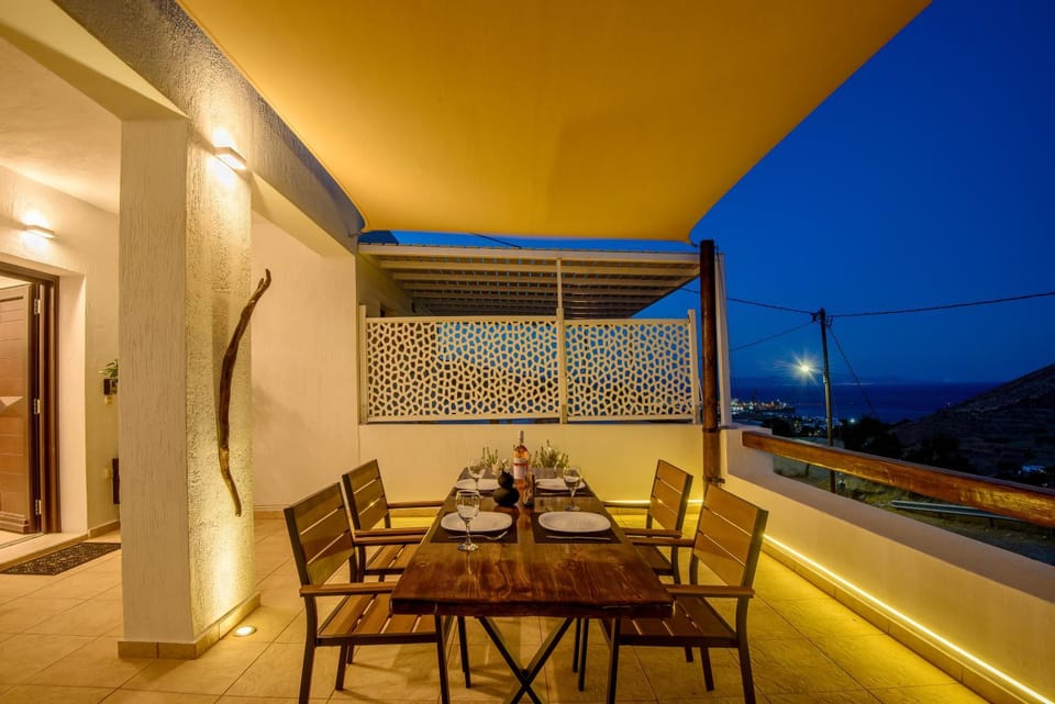 Moulin Rouge Apartments Apartment in Decentralized Administration of the Aegean