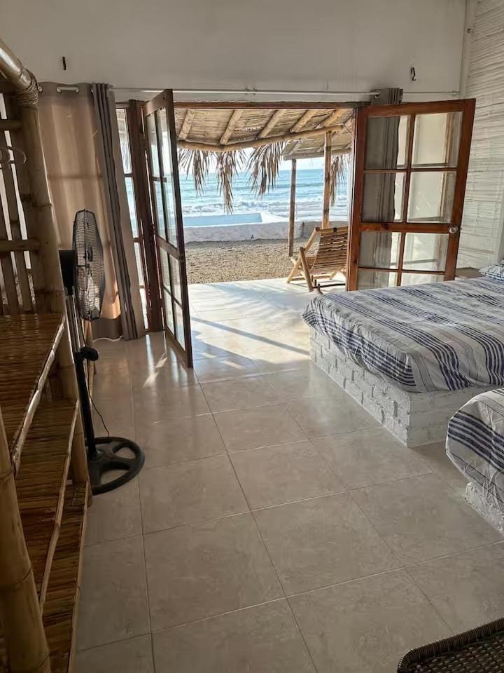 Front Beach House With Large Pool House in Department of Piura