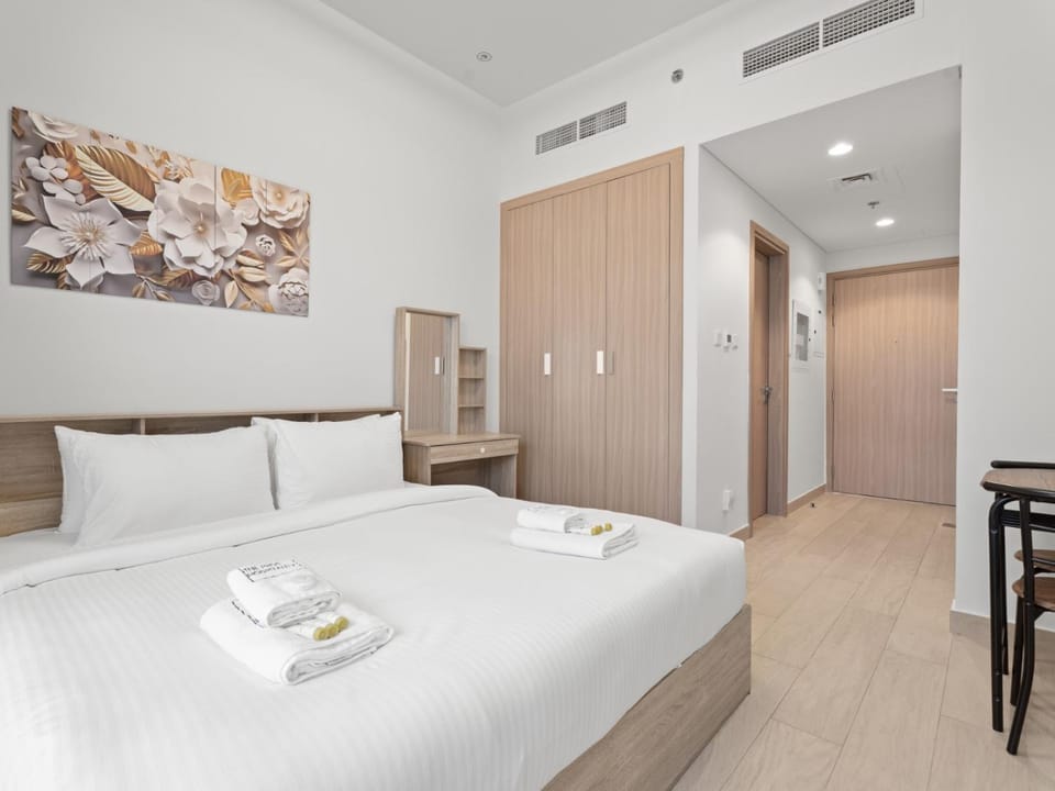 Homely Bliss Studio in Azizi Riviera-12 Apartment in Dubai