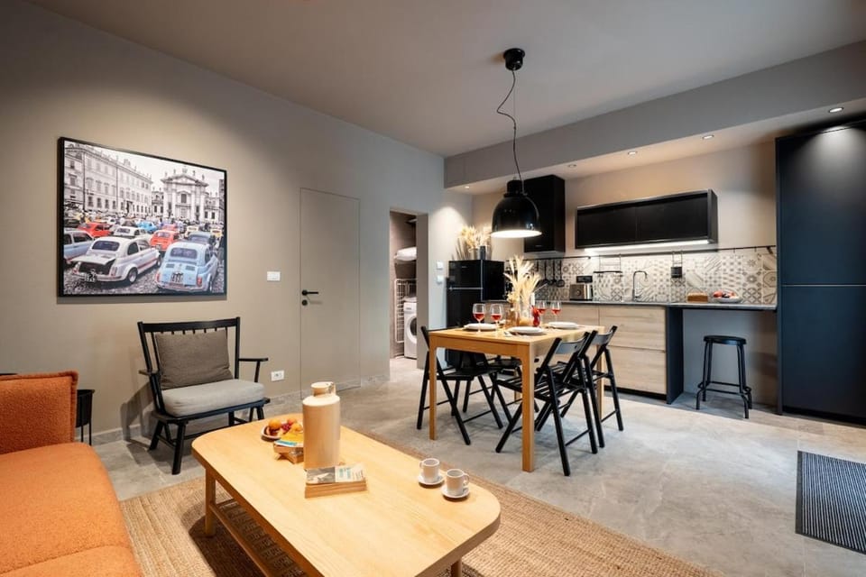 Ultra Central Cozy Apartment - Piata Unirii - Old Town Apartment in Bucharest