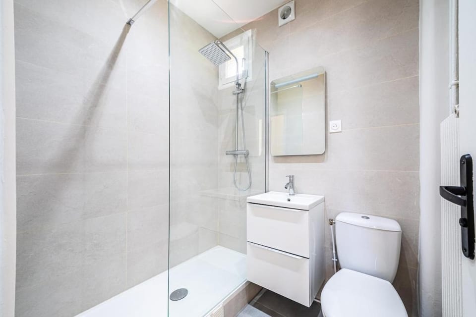 Cozy Studio in the Heart of Issy Close to Paris Apartment in Vanves