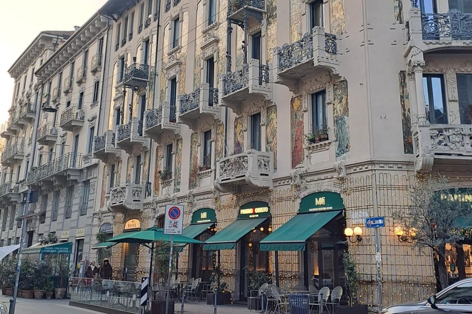 Property building, Facade/entrance, Neighbourhood, Street view