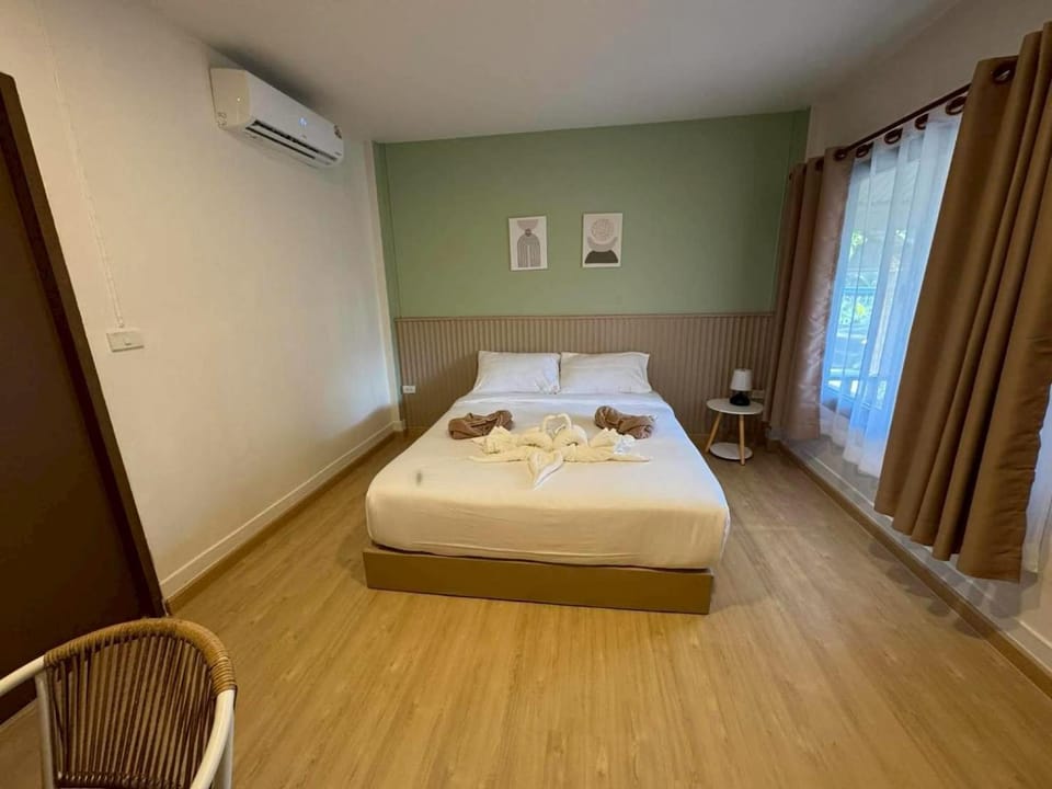Tree Space Lanta Pool Stay Quiet & Near Beach Hotel in Krabi Changwat