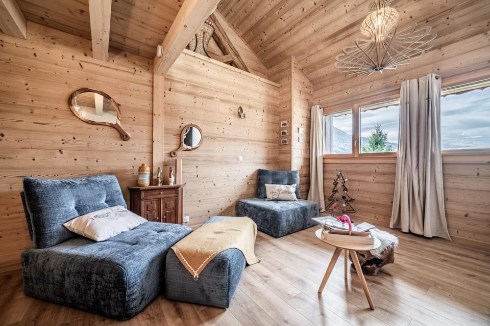 Property building, Living room