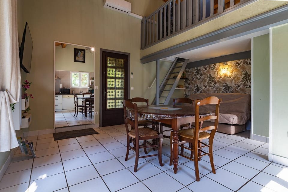 Maisonnette Les Issignols House in Provence