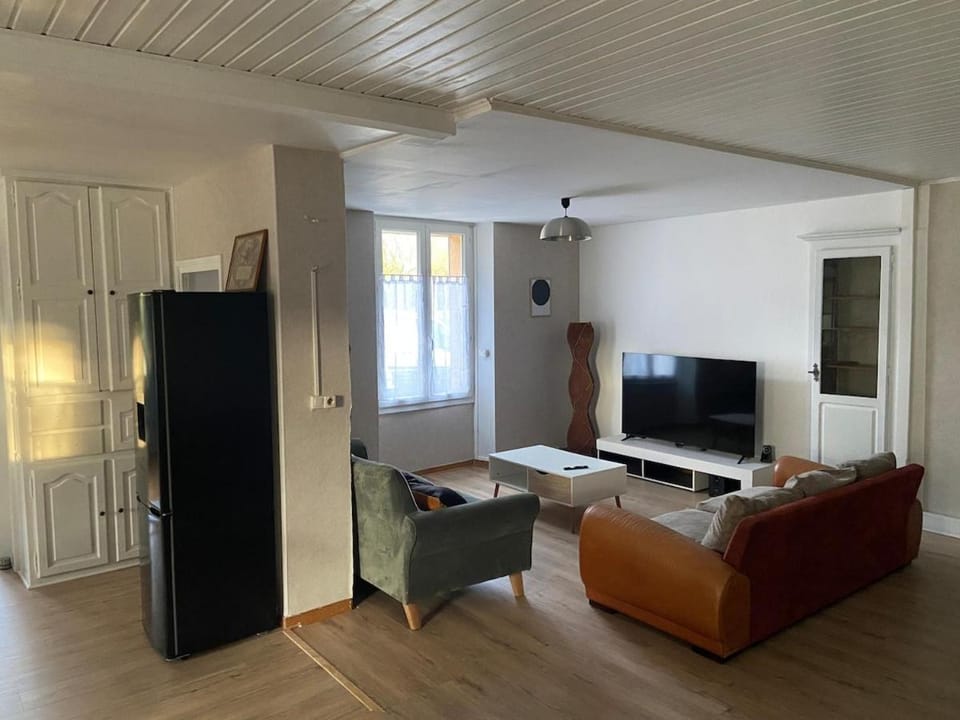 Le Loft Dolois, Maison Loft Apartment in Dole