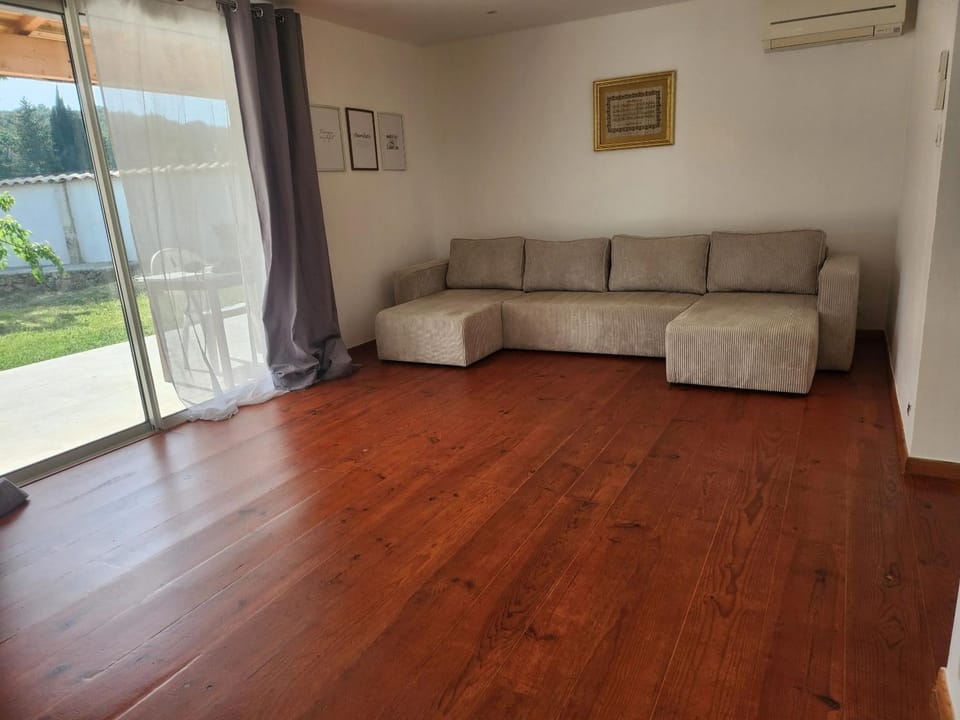 Villa moderne avec piscine privée à Villecroze 150 m² Villa in Salernes