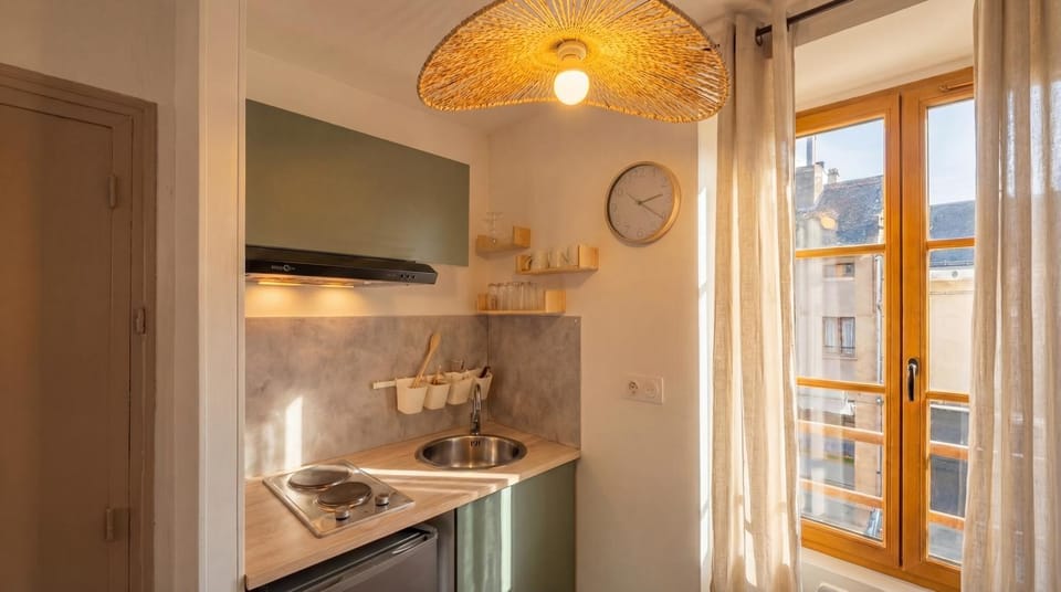 Kitchen or kitchenette, stove, kitchen