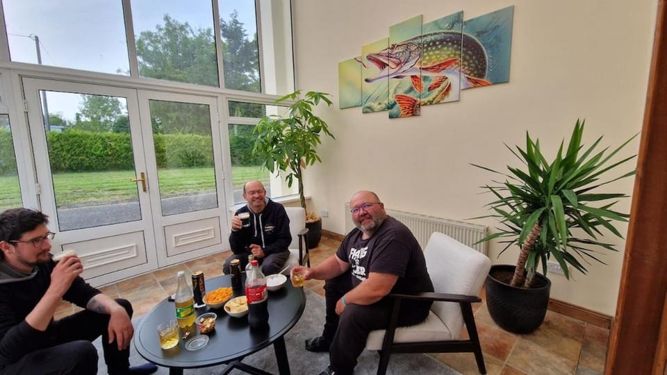 People, Drinks, group of guests