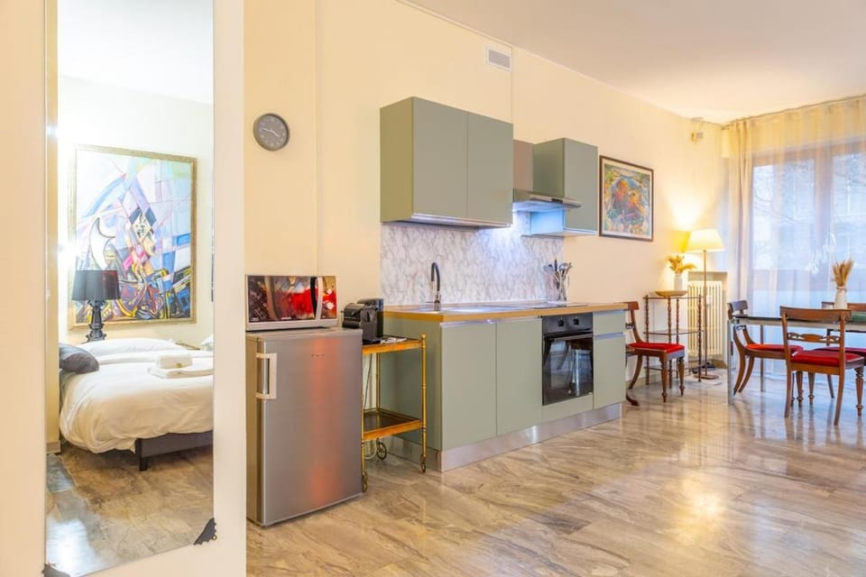 City Stay - Spacious and bright apartment, elegant area Apartment in Milan