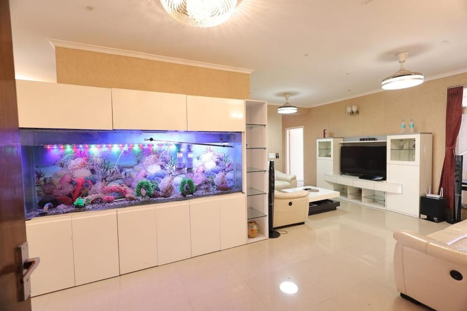 Royal 4BHK Oasis BalconyViews Apartment in Delhi