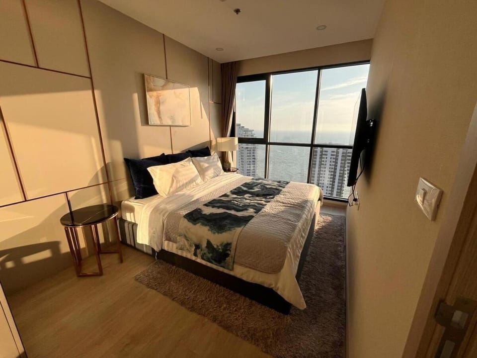 Luxury 2BR Sea View Unit I 35th Floor Rare Unit Apartment in Pattaya City