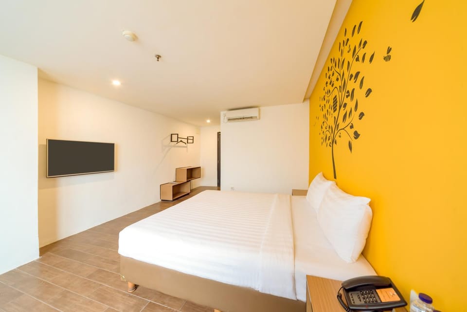 Yellow Bee Tangerang Hotel in West Java