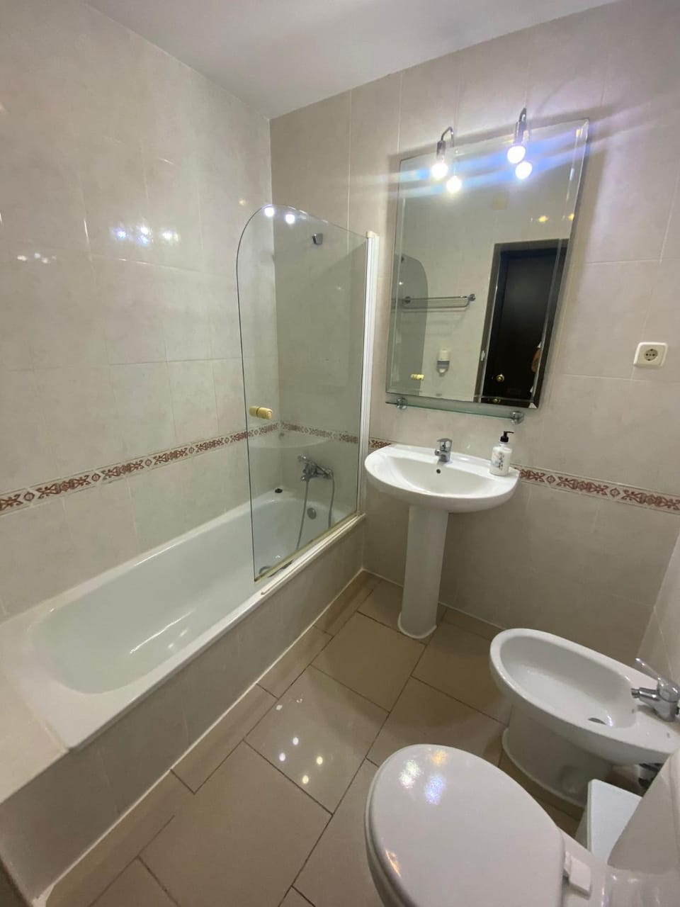Toilet, Bathroom, Bath