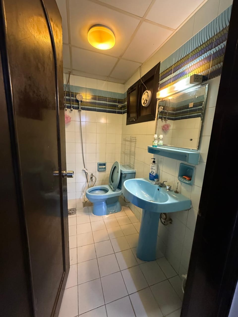 Female Sharing Home Union metro Apartment in Dubai